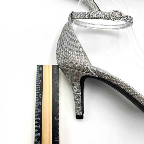 Bandolino Womens Size 8.5 Silver Sparkly Stiletto Dress Sandals Heels Shoes - Picture 11 of 12
